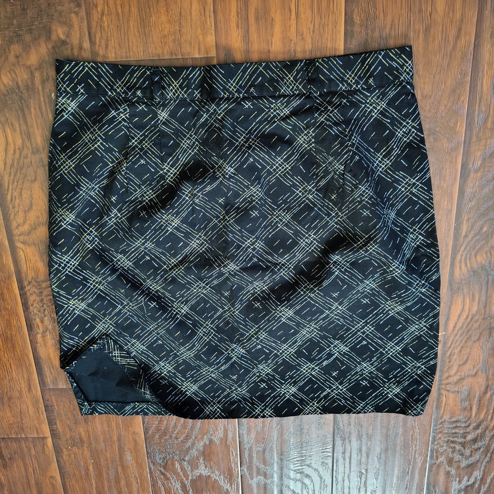 BCG Black and Gold Patterned Mini Skirt